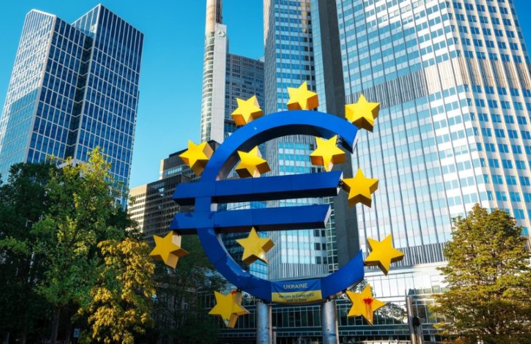 How Cross-Border Commerce Is Rewriting EU Retail Support Models